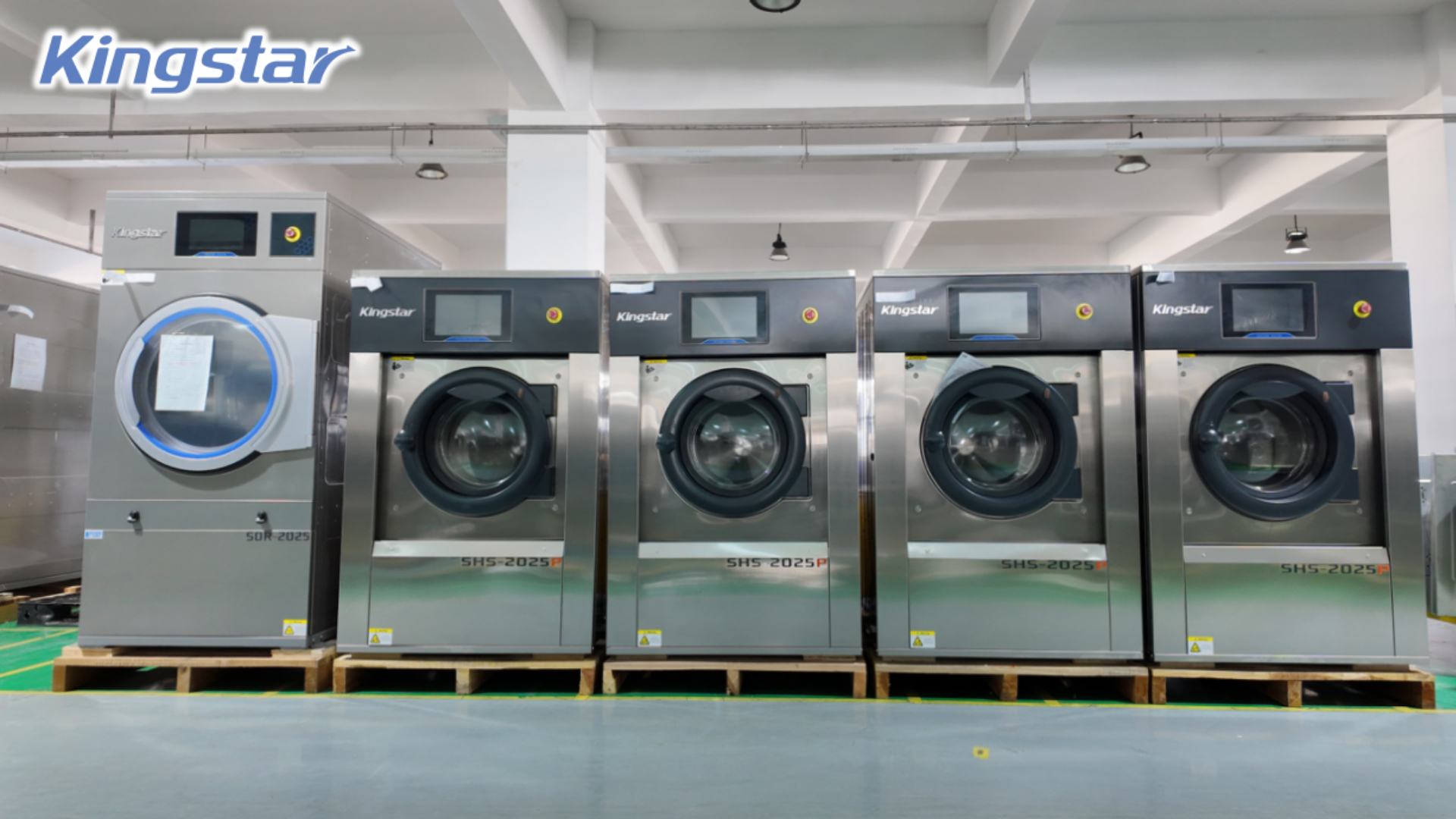 Hoito-ohjeet ja tieteelliset pesuratkaisut kaikenlaisille vaatetarvikkeille